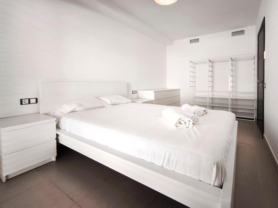 Moderno Apartamento Duplex En Terrassa Centro Esterno foto