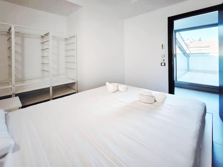Moderno Apartamento Duplex En Terrassa Centro Esterno foto