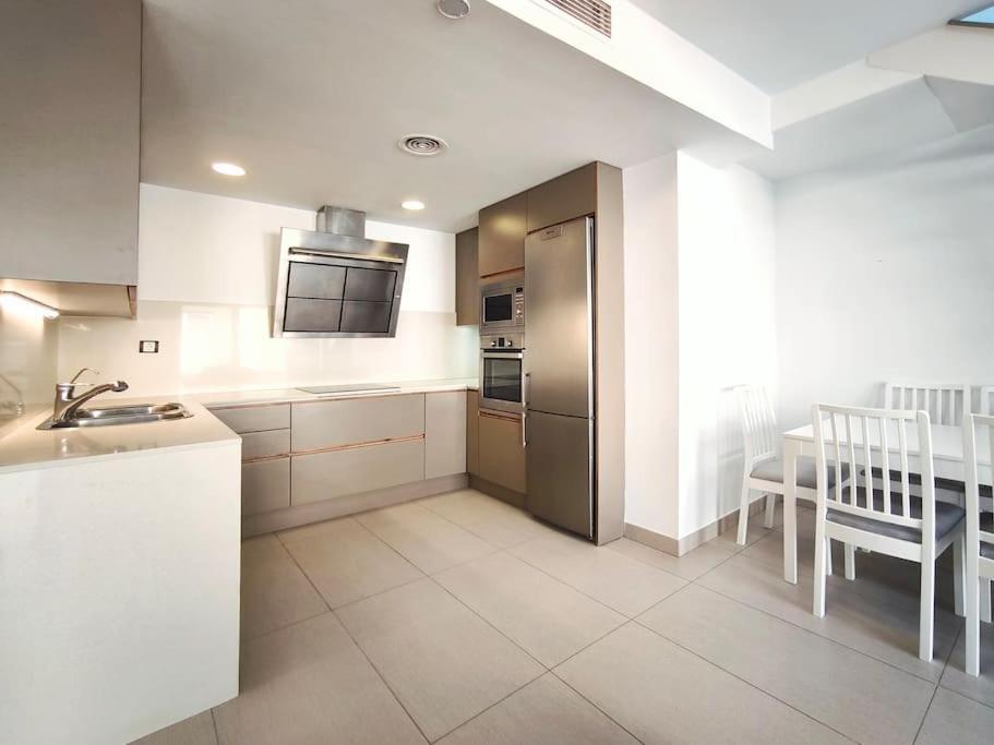 Moderno Apartamento Duplex En Terrassa Centro Esterno foto